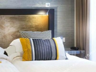 Hôtel International - 33