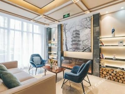 Atour (Nanjing Xingang Development Area) - 19