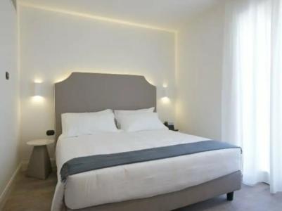 Al Campanile - Luxury Suites & Apartments - 41