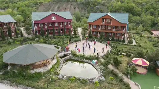 Uchebno-ozdorovitelnyy etnokulturnyy tsentr Svetoch - 0