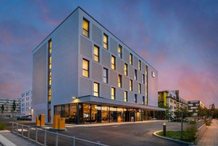 Holiday Inn - the niu, FURY ASCHHEIM MESSE by IHG - 0