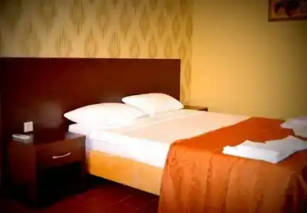 Lazurnoe Okno Guest House - 40