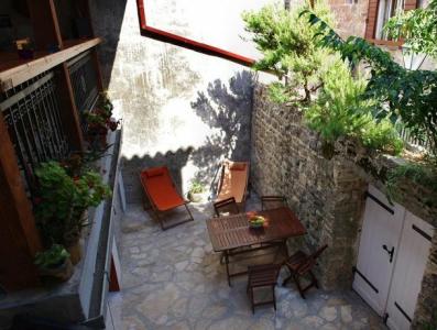 Freedom Hostel Budva - 1