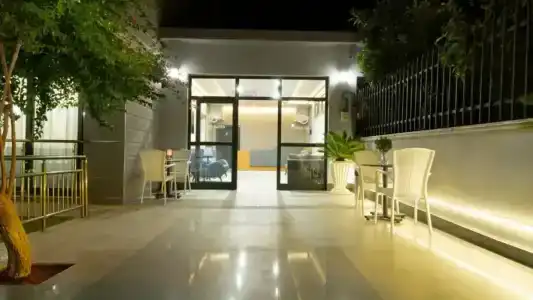 Opera Suites Apart - 25