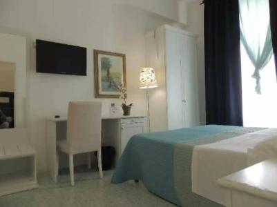 B&B Nike - Rooms Only - 38