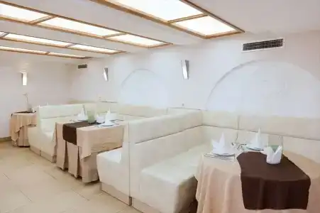 У Фонтана - 6