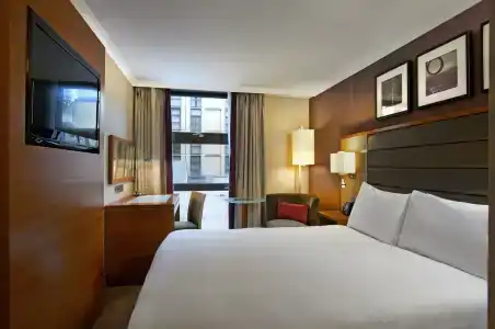 Hilton London Kensington - 0