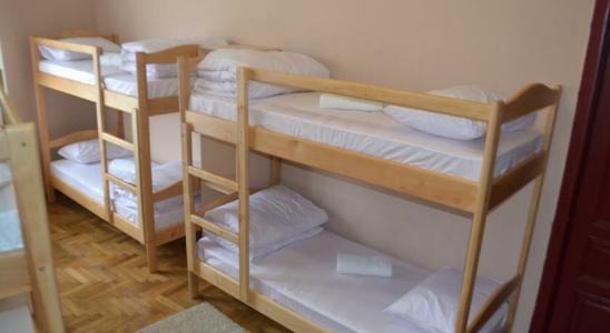 Pelican Guest House & Hostel - 12