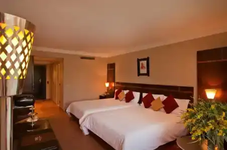 Kenzi Rose Garden - 39