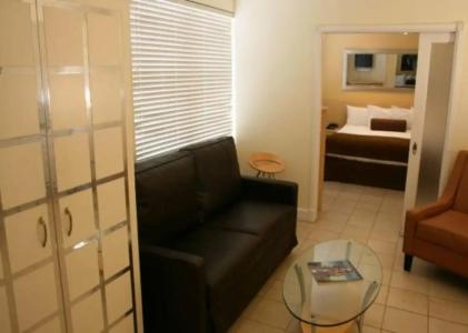 Hilton Vacation Club Crescent on South Beach Miami - 8