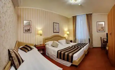 Piazza Di Spagna - 1