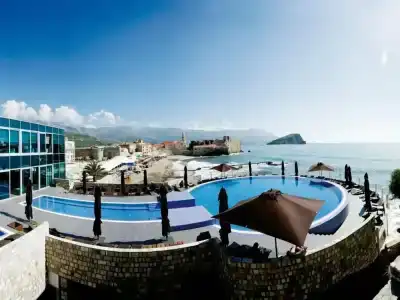 Avala Resort & Villas - 8