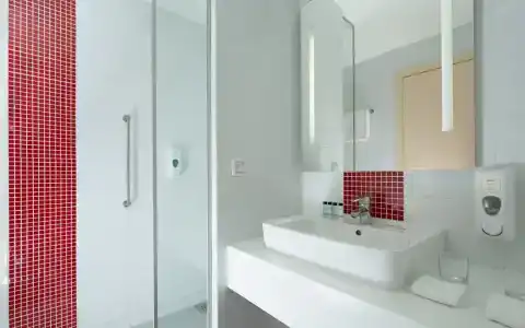 Park Inn by Radisson City Centre - 24