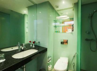 Ramada Encore By Wyndham Tangier - 95
