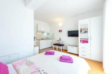 Cina Apartments - 41