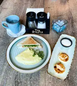 на Набережной - 20