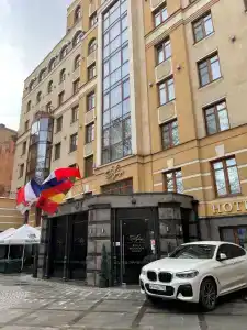 Аглая Кортъярд - 87