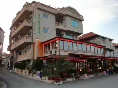 Boruna Guest House - 1