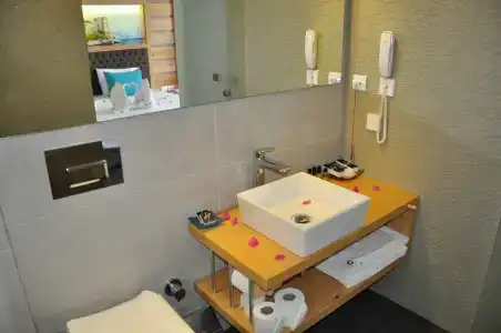 MyElla Boutique - 16