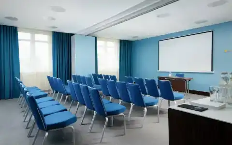 Park Inn by Radisson City Centre - 12