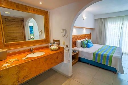 Beachscape Kin Ha Villas & Suites - 14