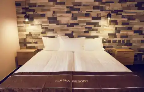 Alaska Resort - 2
