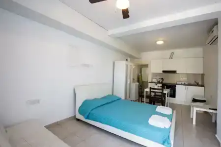 Nissi 49 Apartments - 18