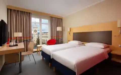 Park Inn by Radisson City Centre - 5