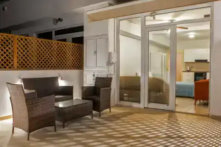 Nissi 49 Apartments - 11