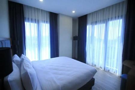 The Hera Platinum - 21