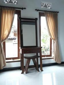 Honeymoon Guesthouse - 8
