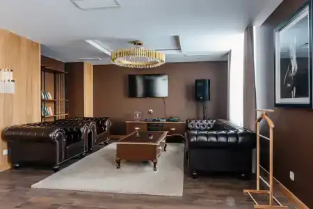 Ramada by Wyndham - 25