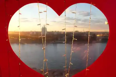 Охтинская - 49