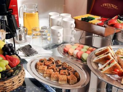 Novotel Bahrain Al Dana Resort - 28