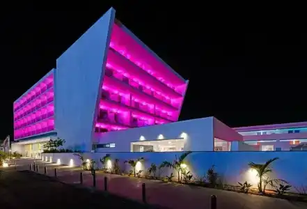 Tasia Maris Beach and Spa - Adults Only - 4