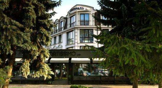 Boutique Central - 1