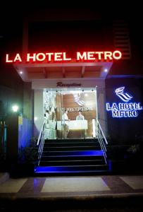 La Metro Near BKC - 35