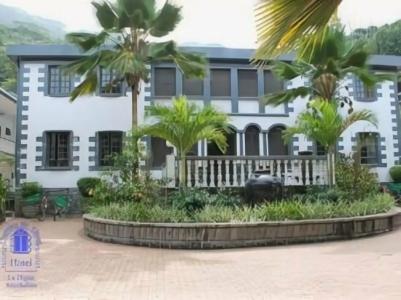 Chateau St Cloud - 4