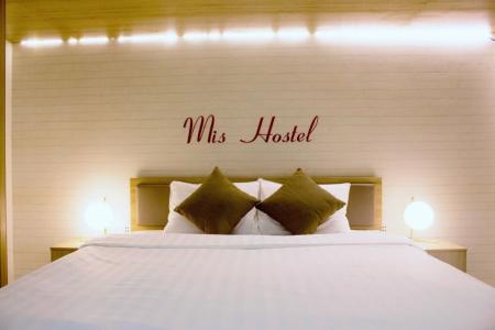 Mis Hostel - 4