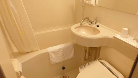 Toyoko Inn Niigata Ekimae - 4