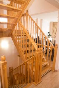 Shymbulak Resort House - 6