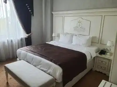 Imperial Palace - 17