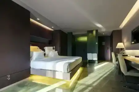 The Vine - 2