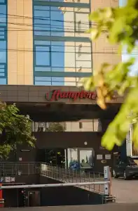 Hampton By Hilton - 44