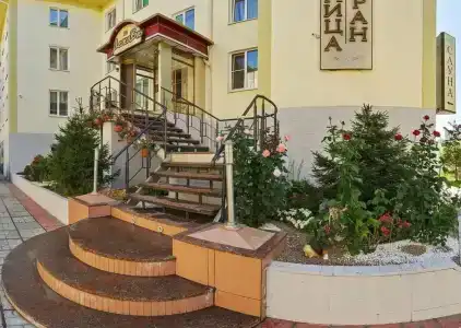 DezhaVyu Mini-Hotel - 3