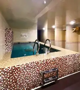 на Набережной - 37