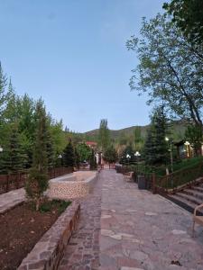 LAYNER Complex - 94