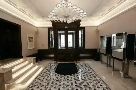 Cosmos Selection Saint-Petersburg Italyanskaya - 50