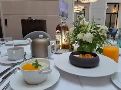 Cosmos Selection Saint-Petersburg Italyanskaya - 77