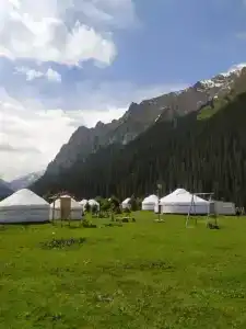 Eko Yurt Kemp & Gulnara Guest house - 2